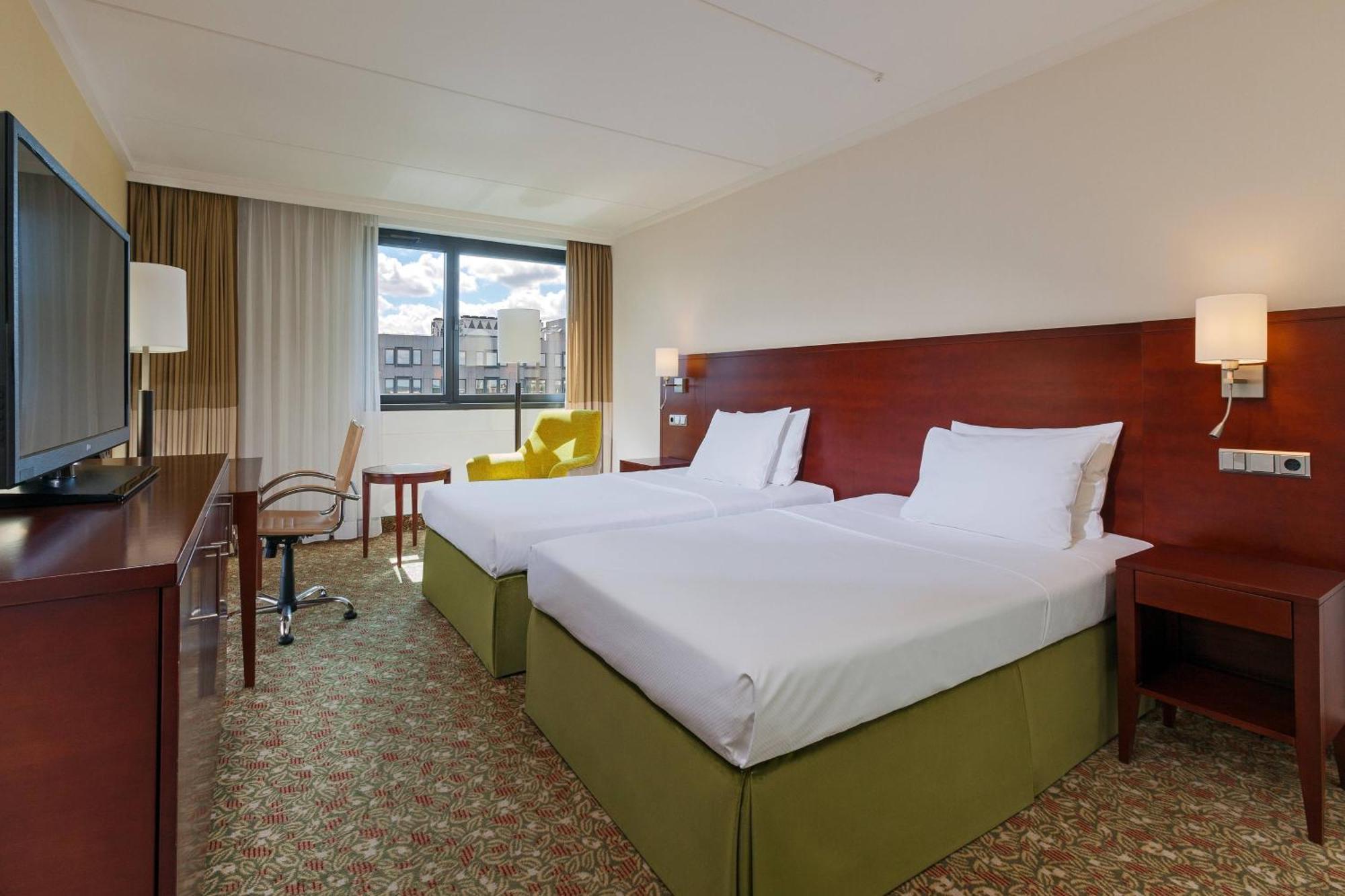 Courtyard By Marriott Duesseldorf Seestern Luaran gambar